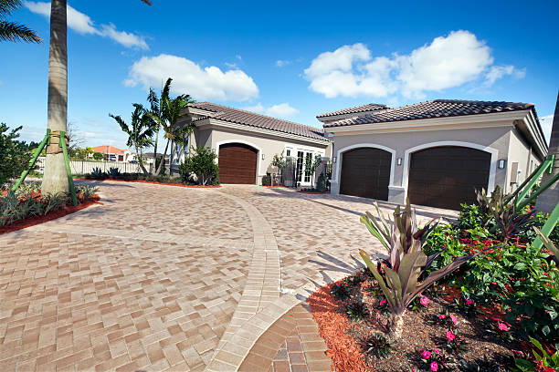 Best Driveway Pavers Installation  in Lauderdale Lakes, WI